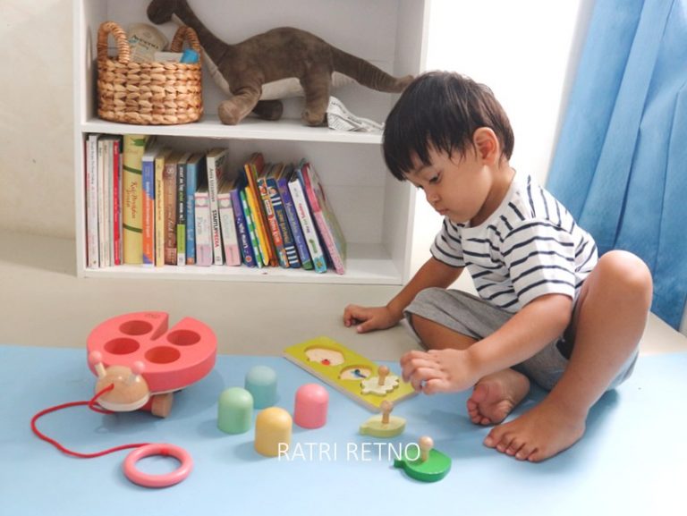 Baby Juna and Nature Puzzle